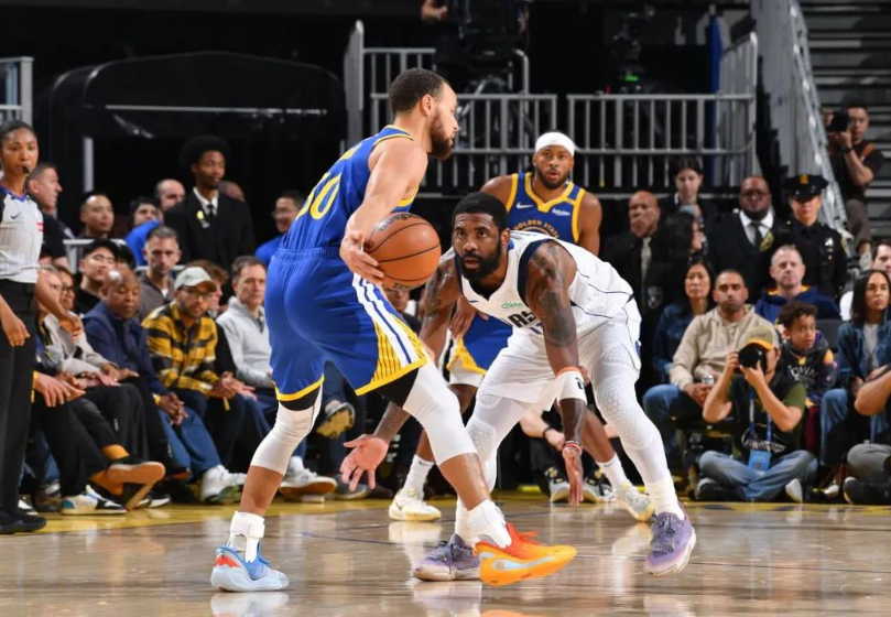 华体会HTH平台关于清晨金州勇士防线松动：NBA常规赛节点到来；态度坚定；资深球员宣示担当的信息