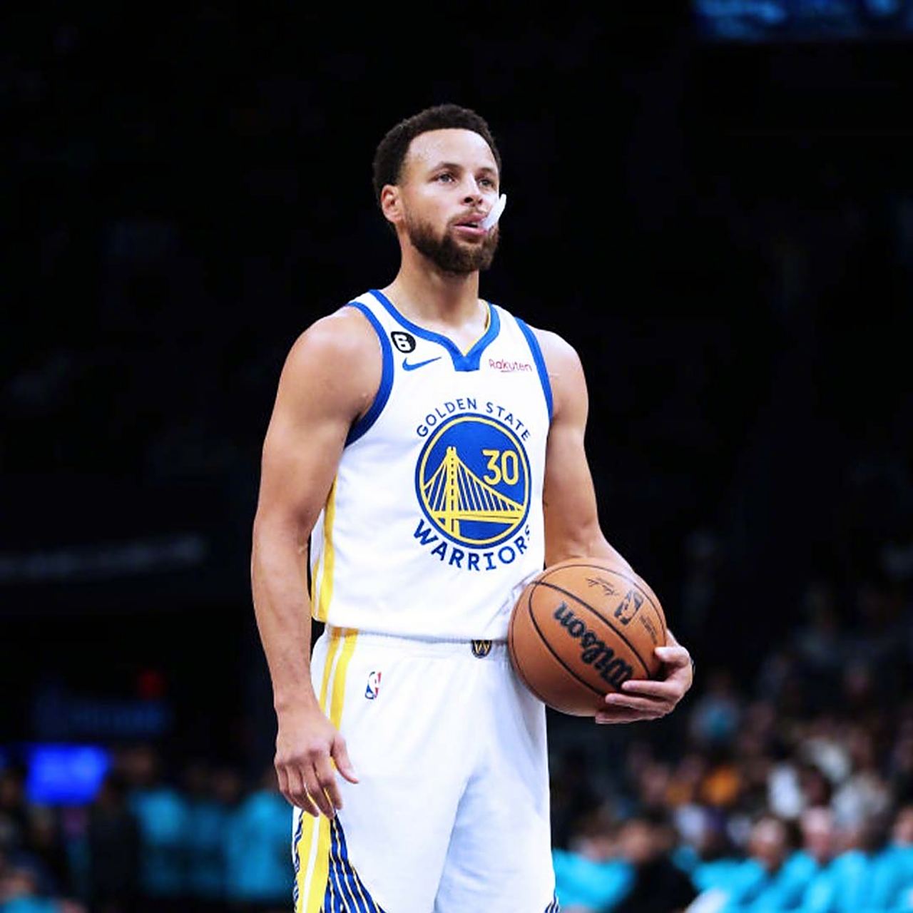 关于清晨金州勇士防线松动：NBA常规赛节点到来；态度坚定；资深球员宣示担当的信息