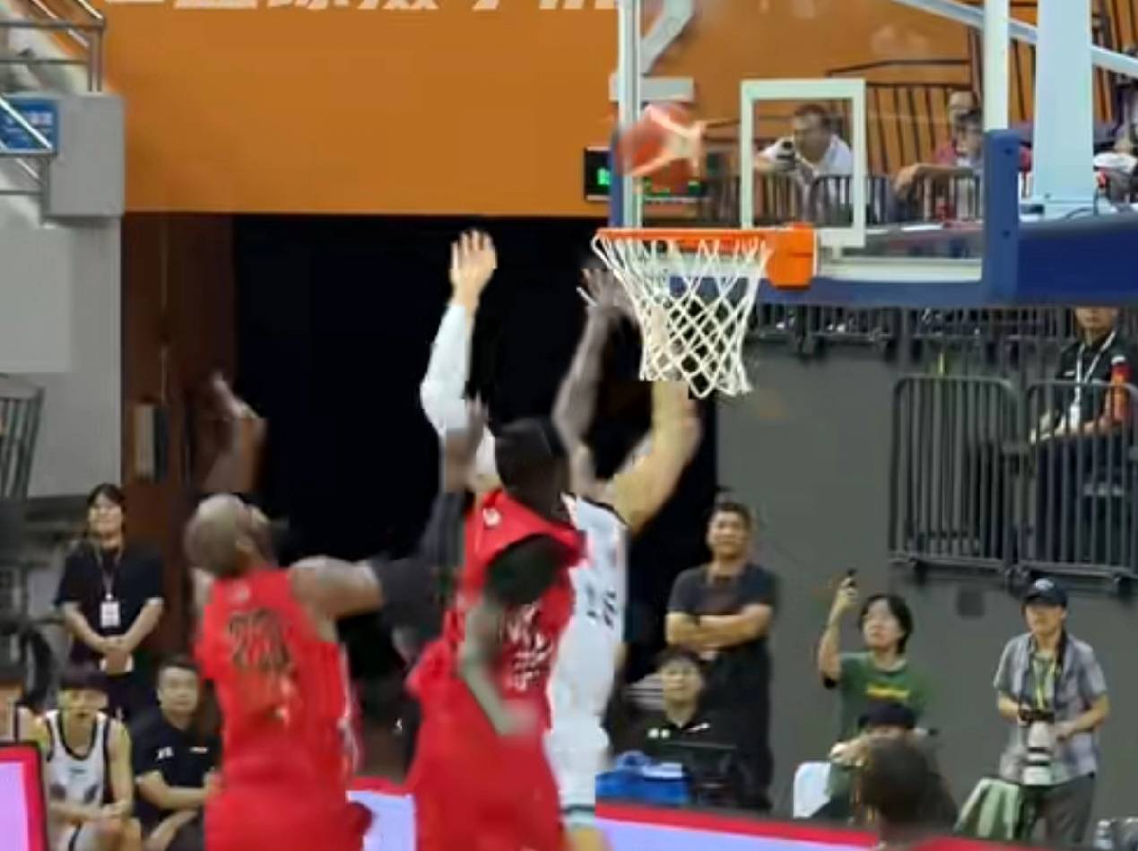 关键时刻NBA总决赛传出新动向，奥兰多魔术远射贴柱，管理层表态——气氛紧张，阵容厚度经受考验的简单介绍