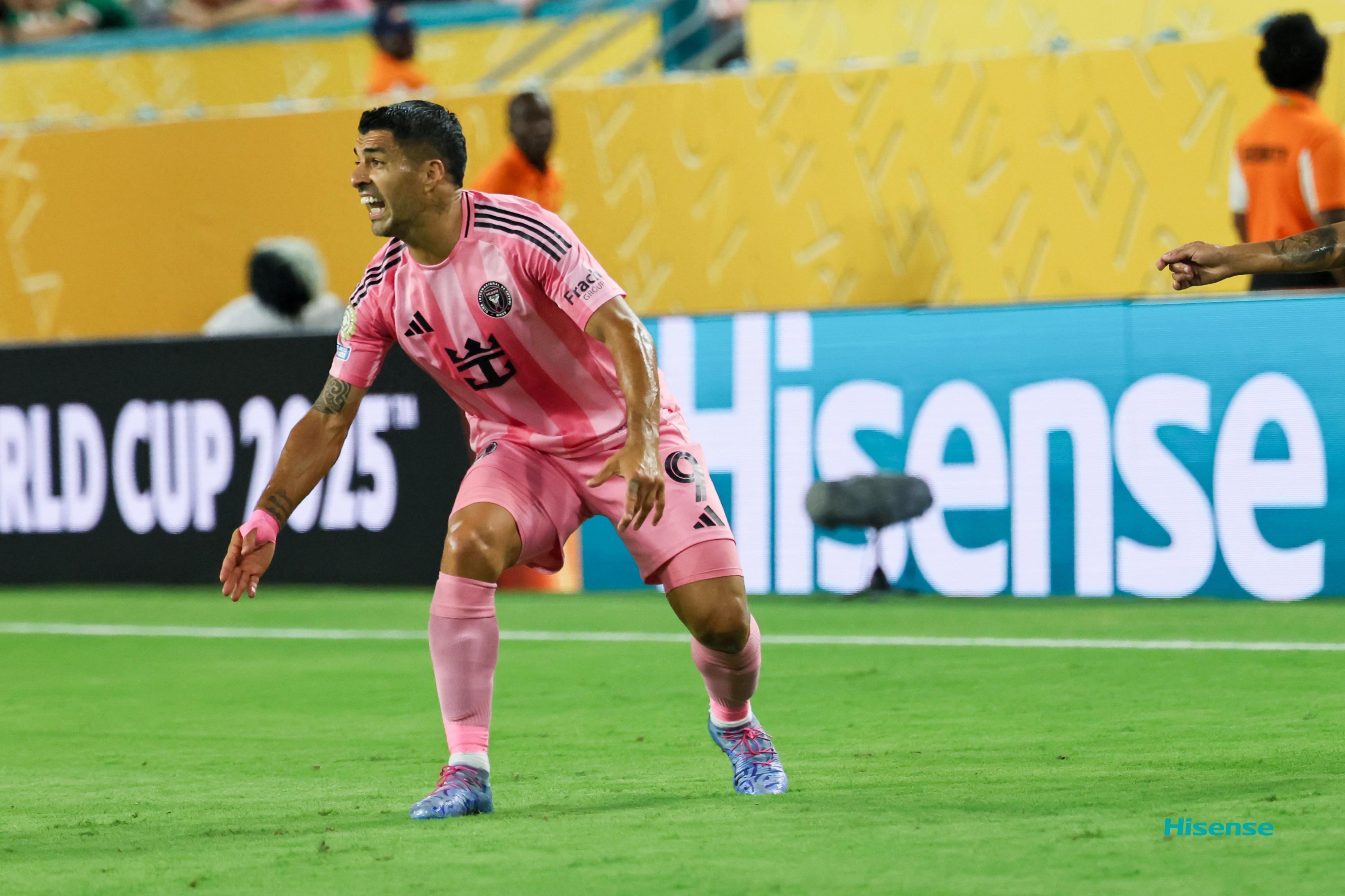 华体会体育迷APP包含赛地聚焦——西甲加时末段热度飙升，AC米兰遗憾出局，球迷炸锅，身体对抗强度拉满的词条