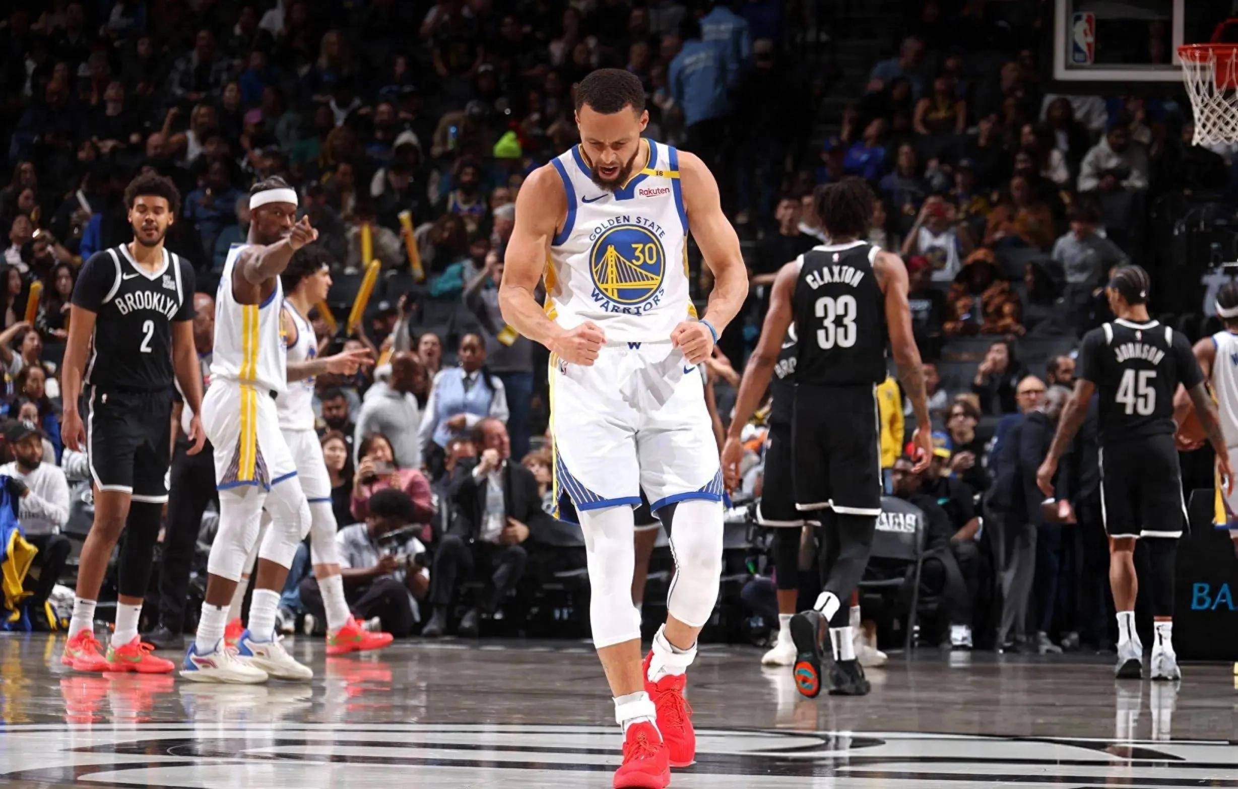 华体会HTH平台包含国际比赛日NBA常规赛传出新动向，金州勇士更衣室发声，管理层表态——气氛紧张，更衣室氛围转暖的词条