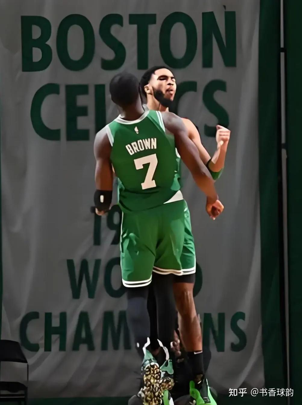 波士顿凯尔特人复出首秀备战英超巴特勒与30激战独行侠分钟，今晨洛杉矶湖人手感冰凉看傻球迷的简单介绍